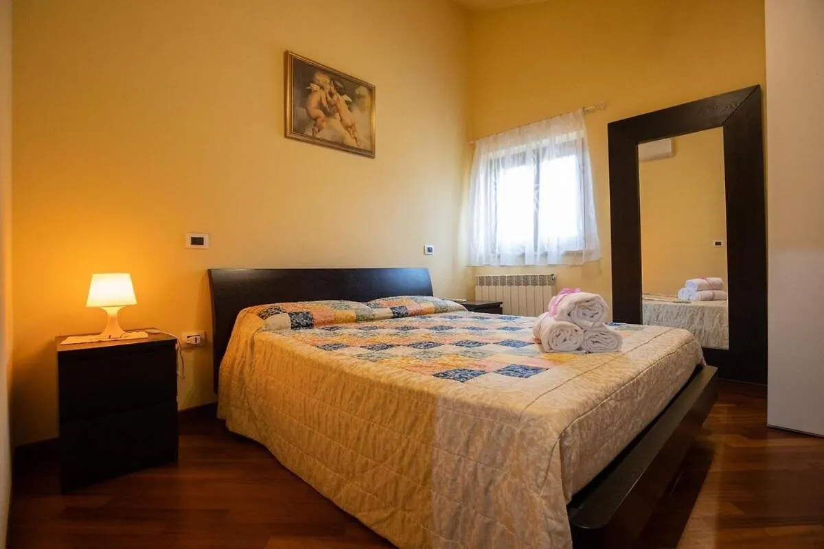 דירות קסטיליון פיורנטינו Casa Sonia